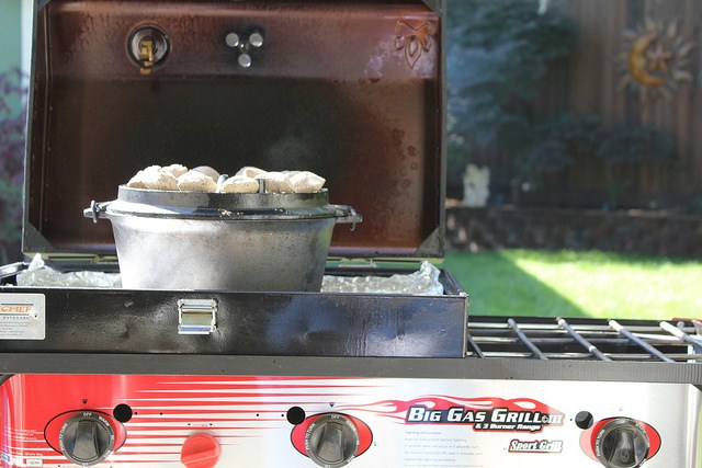 Camp Chef Dutch Oven Table 