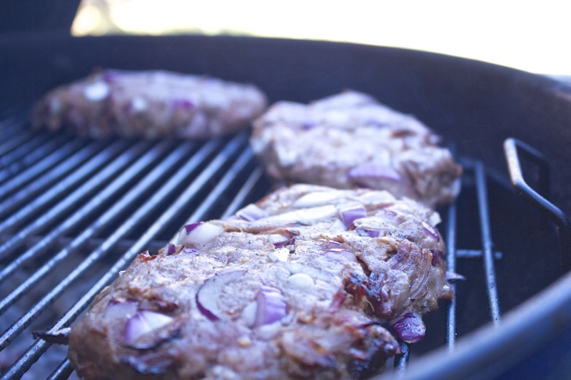 Game Day Pulled Pork Hamburger Sandwich