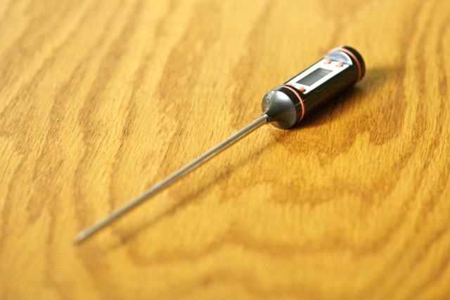 Chef Rémi Digital Cooking Thermometer Product Review 2 | Cooking-Outdoors.com | Gary House