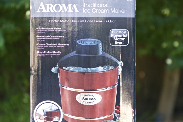 Aroma Old Fashioned Ice Cream Maker |cooking-outdoors.com | Gary House